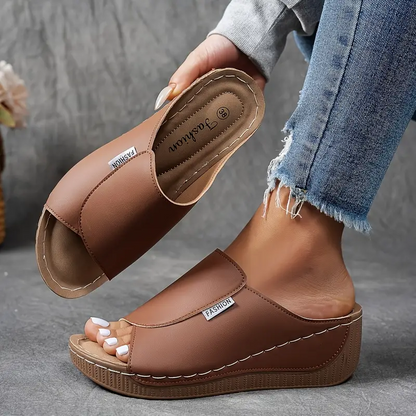 VitaFeet | Håndlagde Ortopediske Sandaler Saara